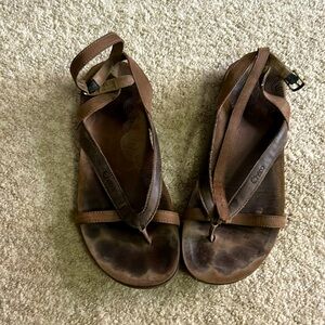 Pre-loved Chaco strapped sandals. Size 8